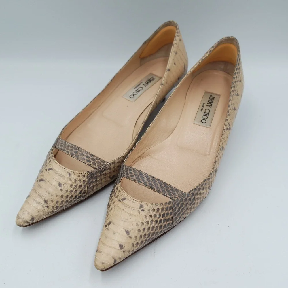 Vintage Jimmy Choo Beige Snakeskin Pointed Toe Kitten Heel Made in Italy Size 38